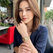 Michael Kors Emery Pave and Gold-Tone Bangle Watch (High Copy)